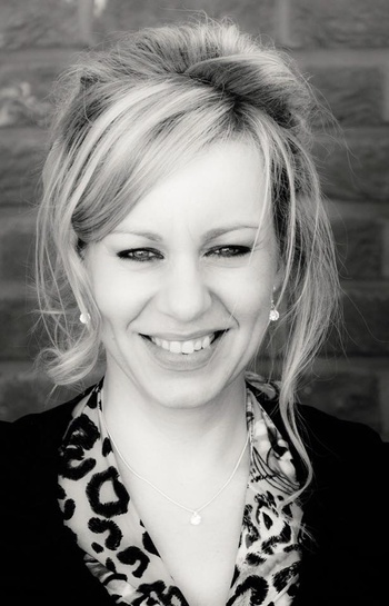Roos portret zw.jpg Roos portret zw.jpg